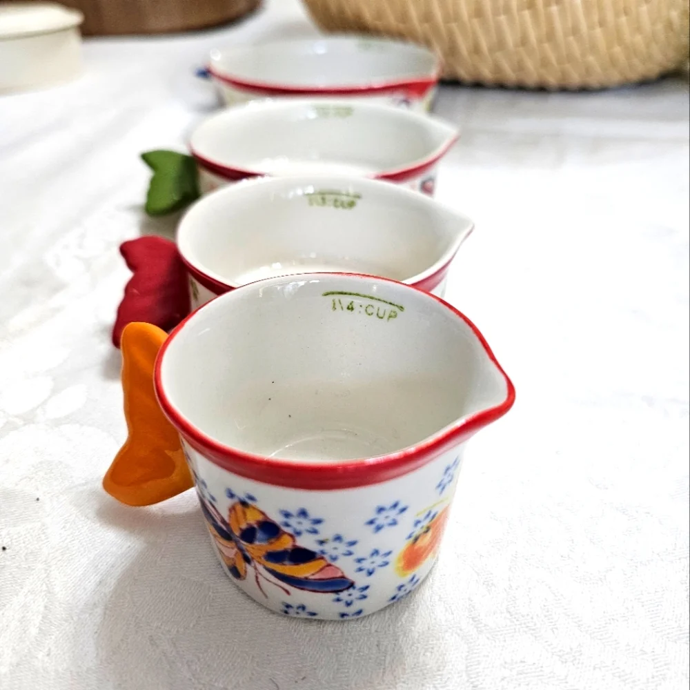Pier 1 Imports Measuring Cups